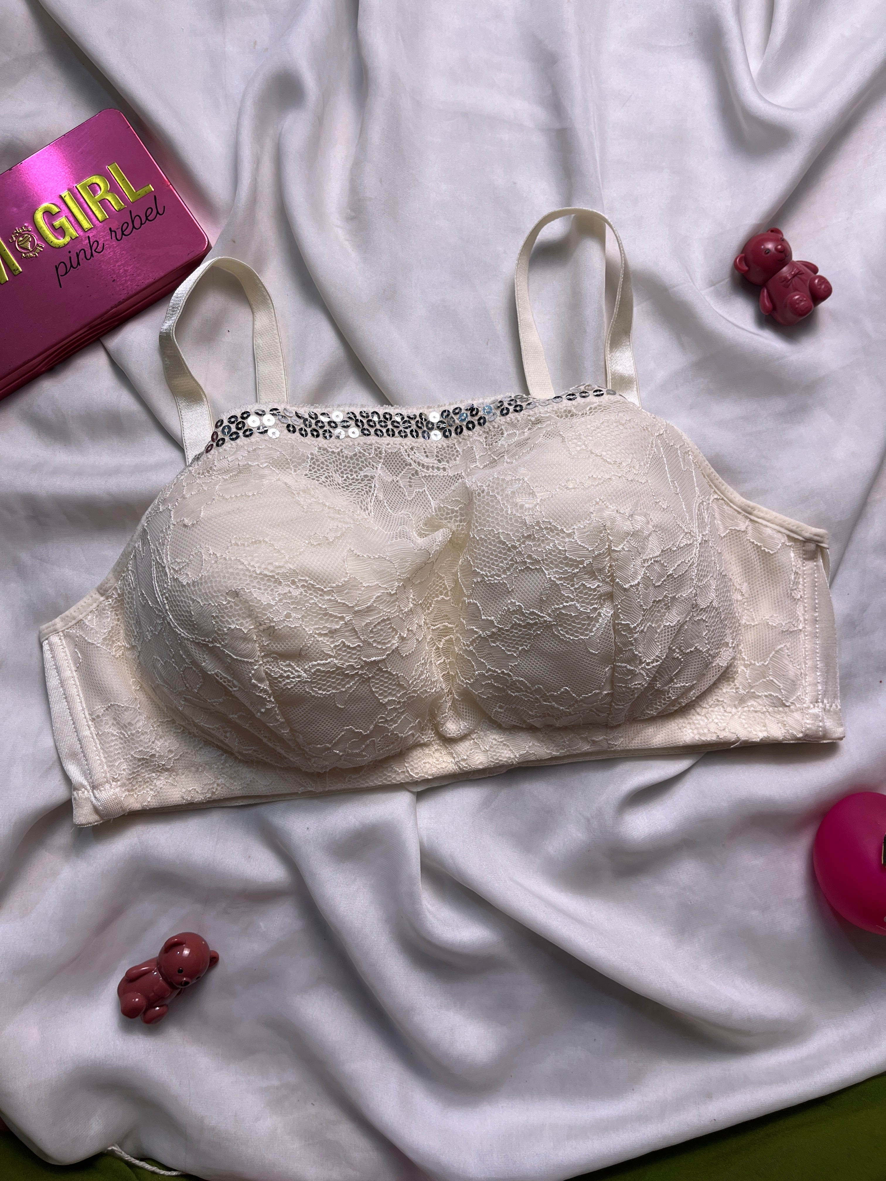 SO Wireless fancy 38C bra
