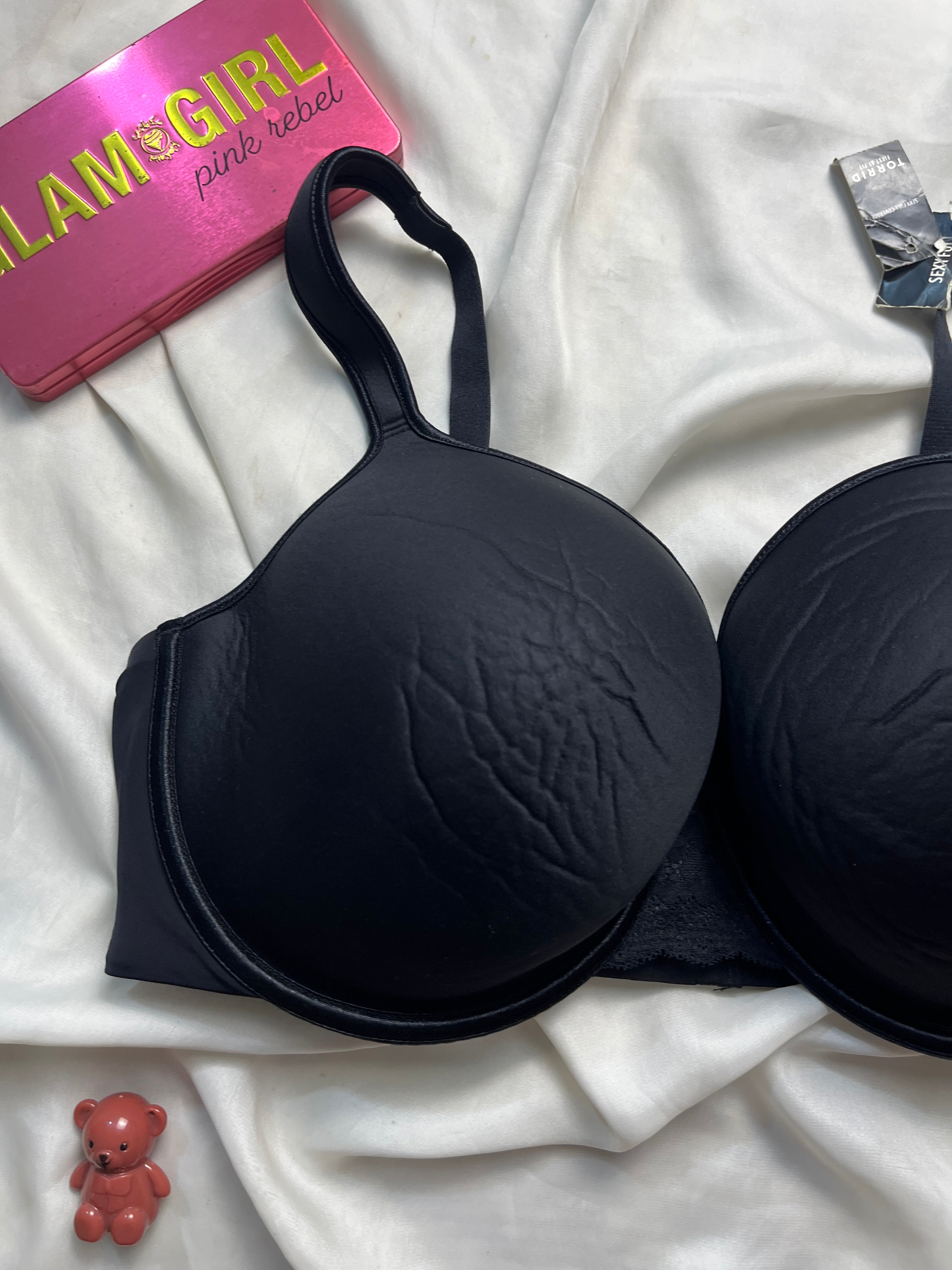 Tagged tshirt Torrid Full coverage 40DD/38DDD bra