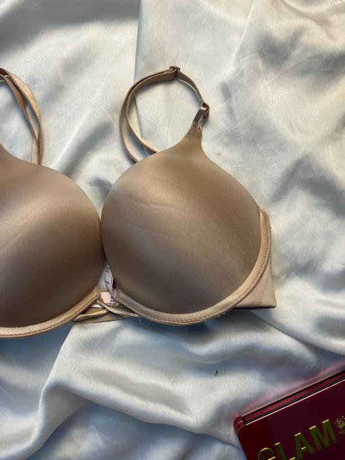 BOMBSHELL Victoria secret bra size : 32D/34C