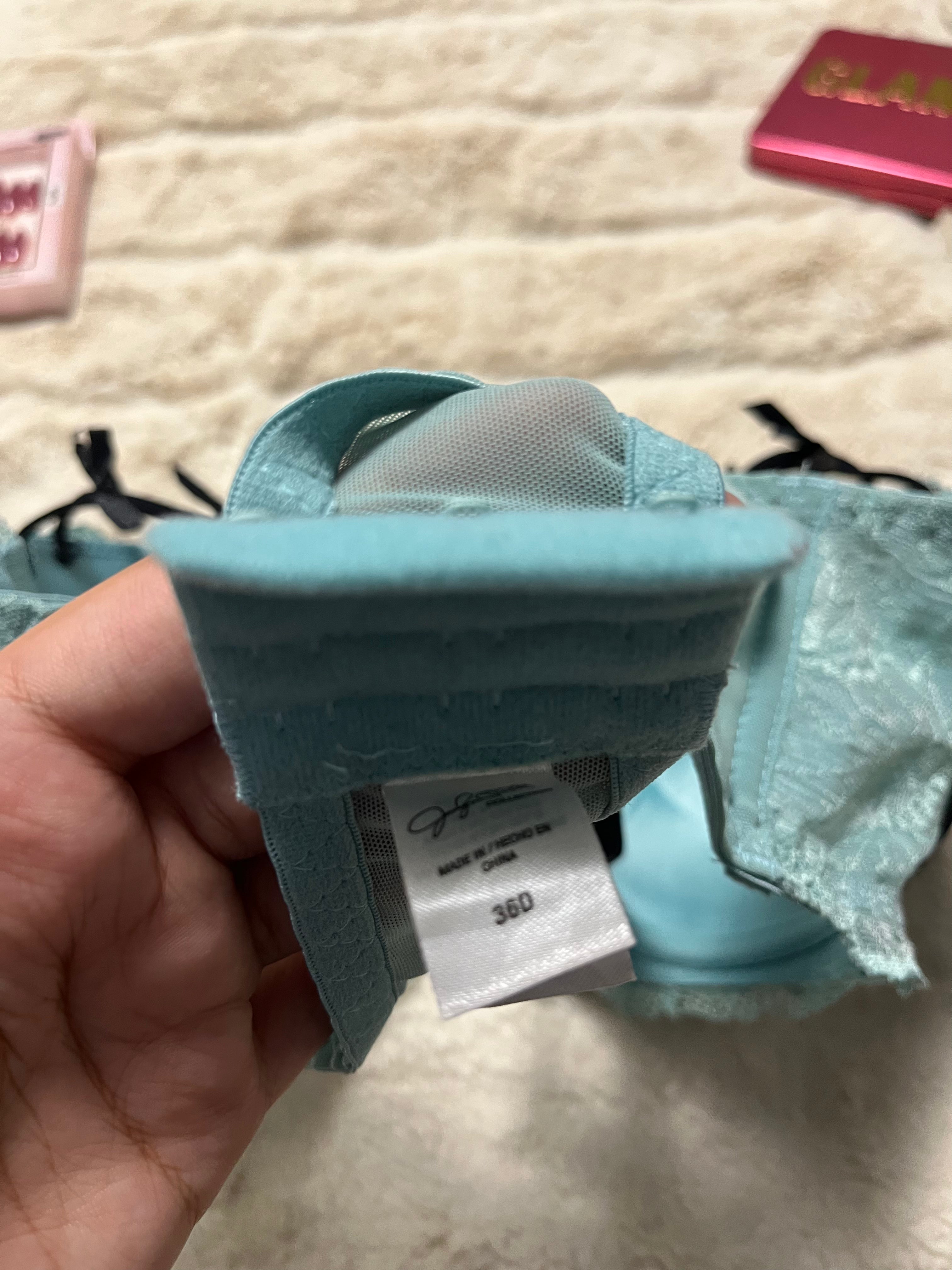36D Wired Bra