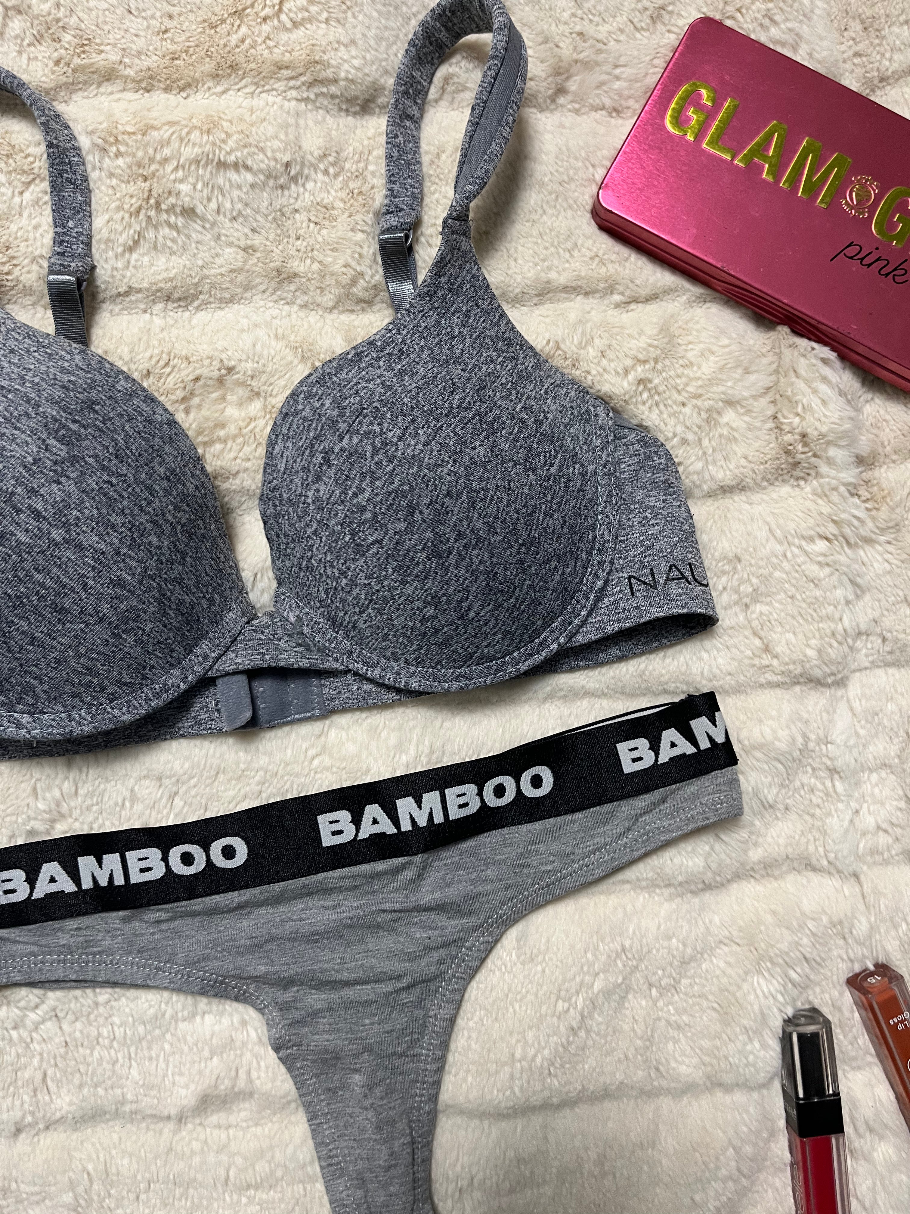 Nautica 36B T-shirt Bra Pair