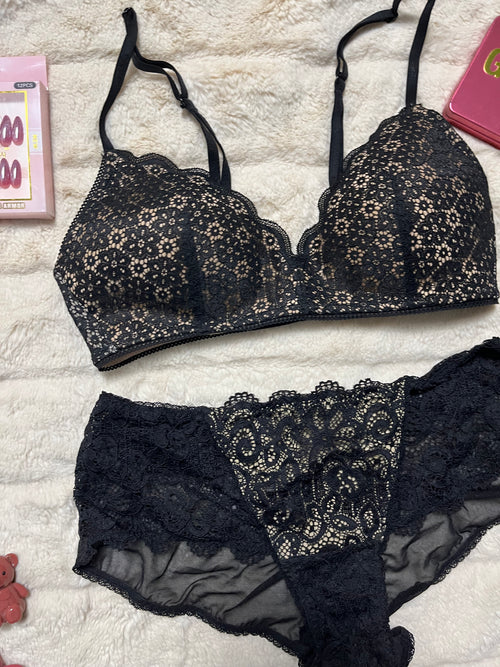 Aerie 32C Wireless Bra Pair