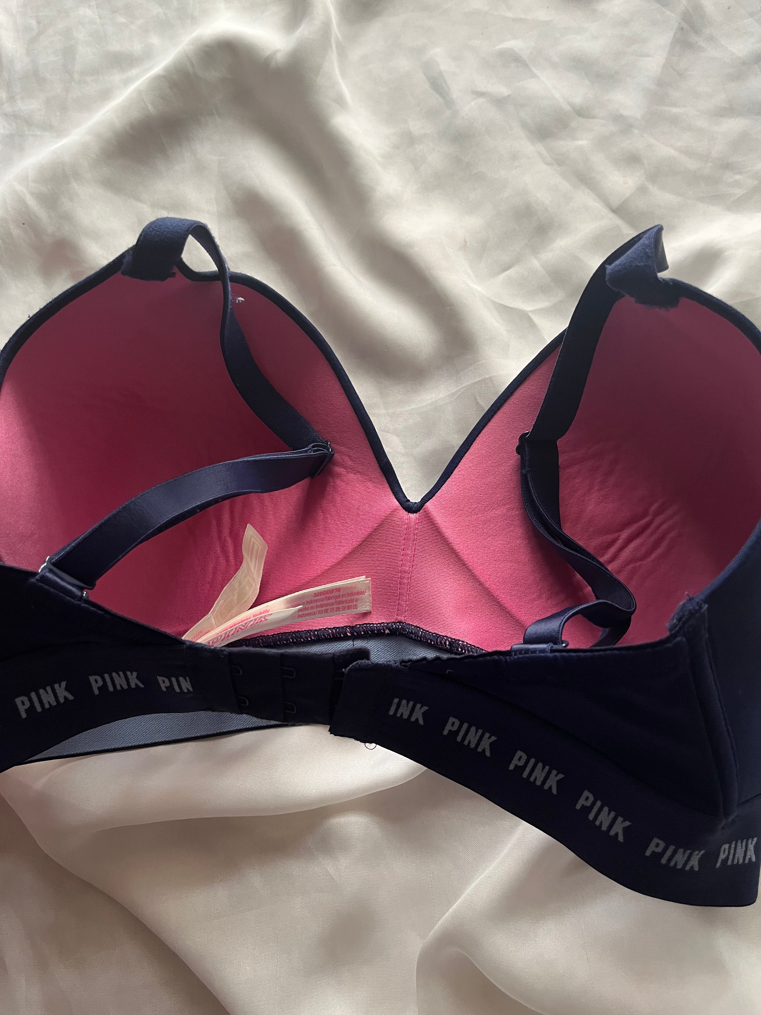 Pink Victoria's Secret 32DDD Wireless Bra
